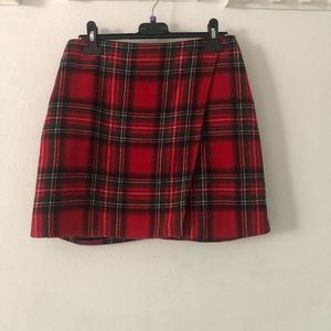 Used rugged knit skirt only worn twice